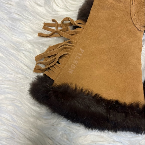 Astis Eccles gauntlet beaded mittens - Picture 3 of 7